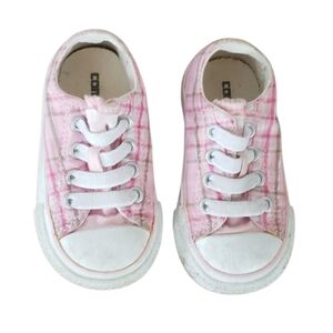 Converse Infant Girl's Sneaker Size 4